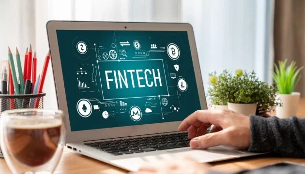 Embedded Finance: Shipping Card Programs Without Chaos